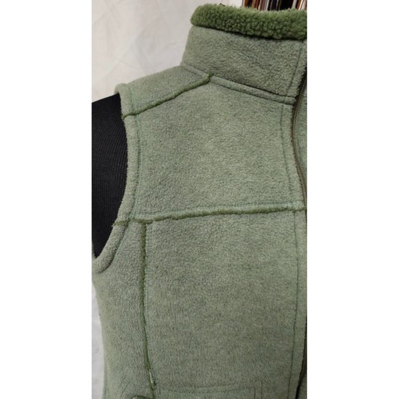 Frost Medium Green Full Zip Distressed Thick Sherpa Lined High Neck Fleece Vest - Picture 4 of 12
